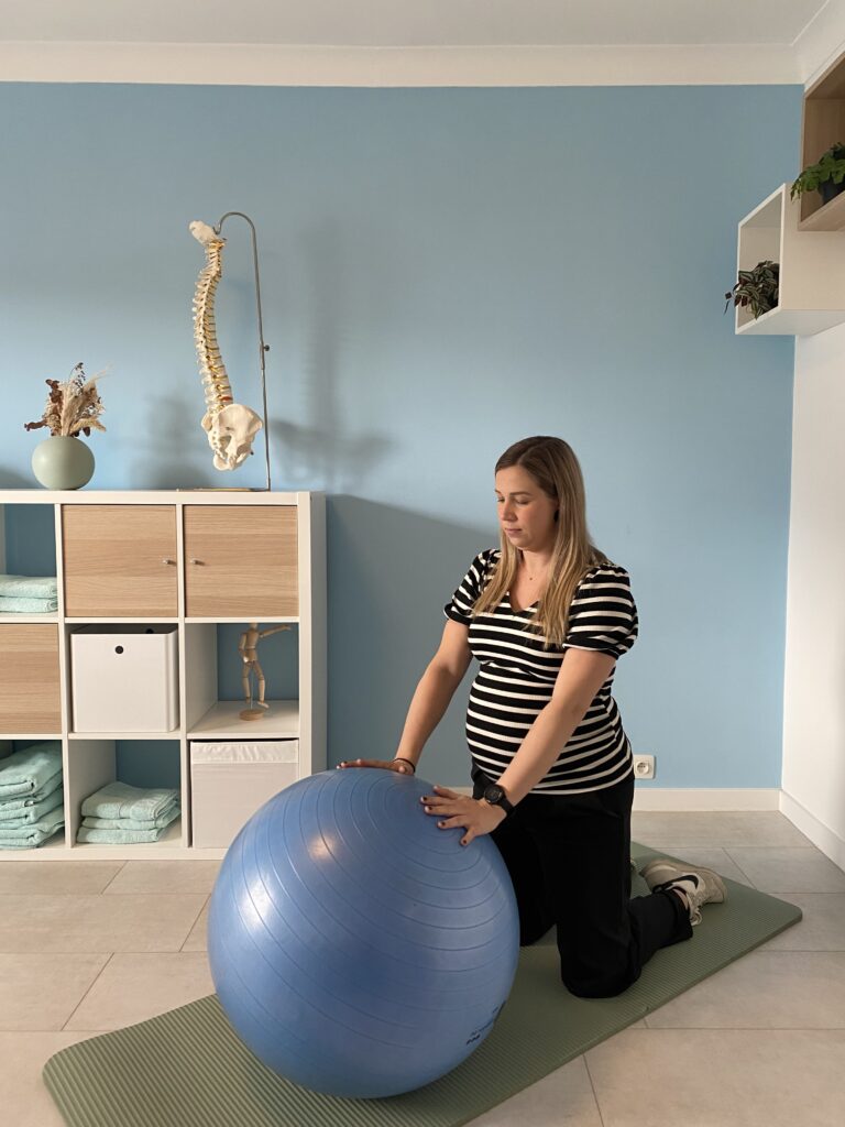 pre- en postnatale kinesitherapie Kine Kaatsbeek oefentherapie zwangerschap arbeid en bevalling
